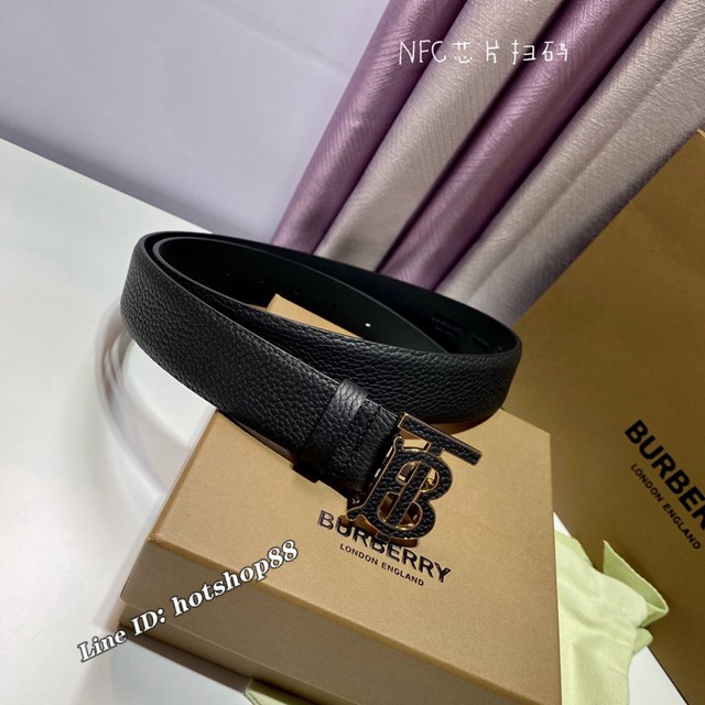 BURBERRY經典爆款皮帶 巴寶莉精緻專屬標識搭扣腰帶  jjp2688